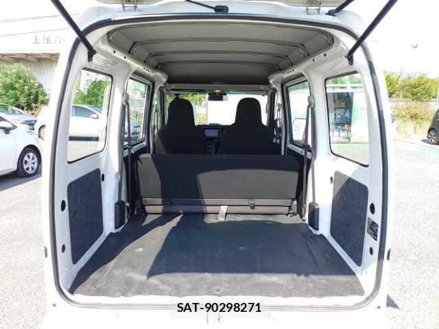 Daihatsu HIJET CARGO 2018-08 8768967-5