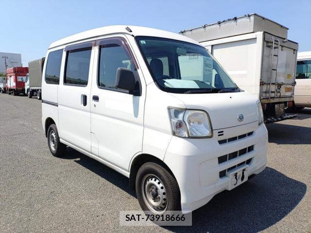 Daihatsu HIJET CARGO 2014-08 8768985-1
