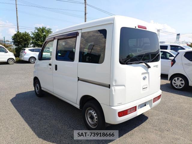 Daihatsu HIJET CARGO 2014-08 8768985-4