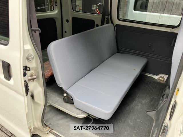 Daihatsu HIJET CARGO 2012-06 8769073-9