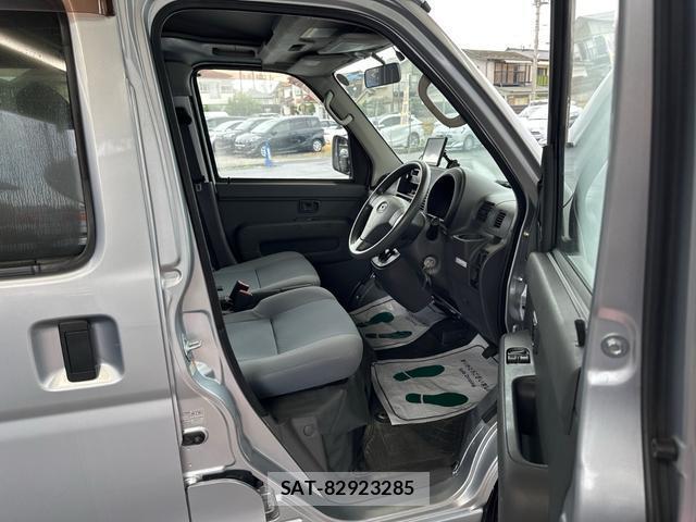 Daihatsu HIJET CARGO 2013-05 8769756-7