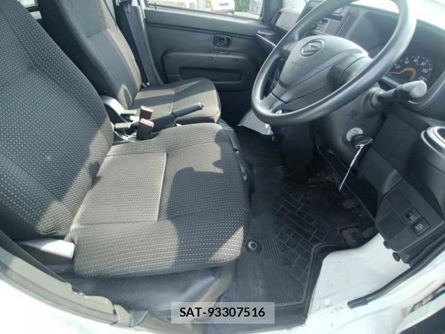 Daihatsu HIJET CARGO 2020-07 8769937-5