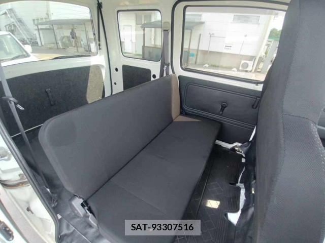 Daihatsu HIJET CARGO 2020-07 8769937-6