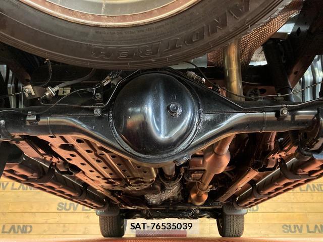 Toyota HILUX 2023-03 8769802-18