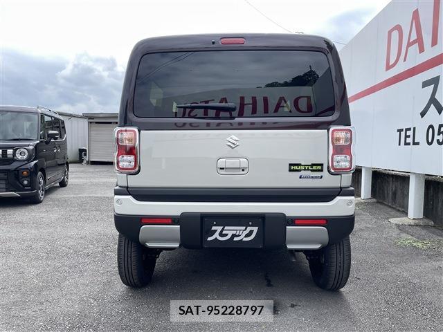 Suzuki HUSTLER 2026-09 8768680-4