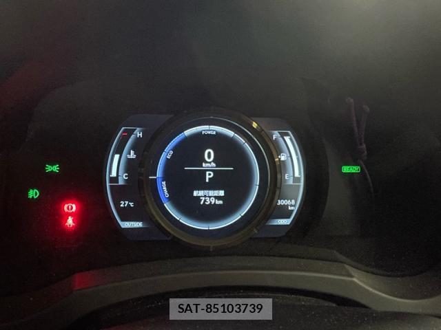 Lexus IS 2014-01 8769279-16