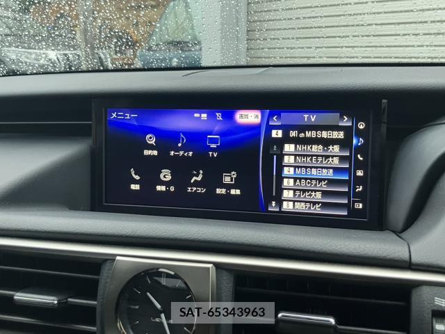 Lexus IS 2019-10 8769449-4