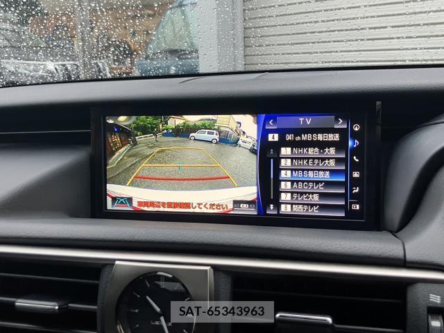 Lexus IS 2019-10 8769449-5