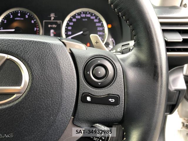 Lexus IS 2013-06 8769826-11