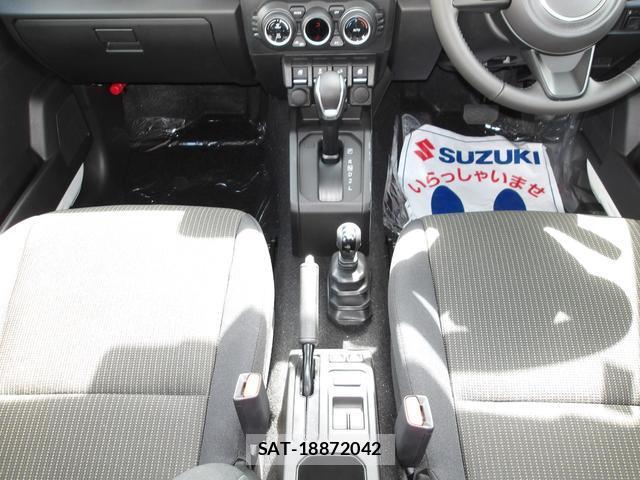 Suzuki JIMNY 2025-09 8769793-13