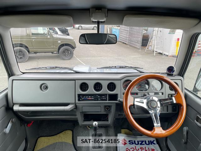 Suzuki JIMNY 1997 8769794-2