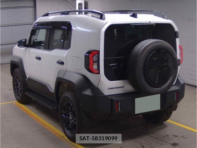 Toyota Land Cruiser FJ 2026-06 8769924-1