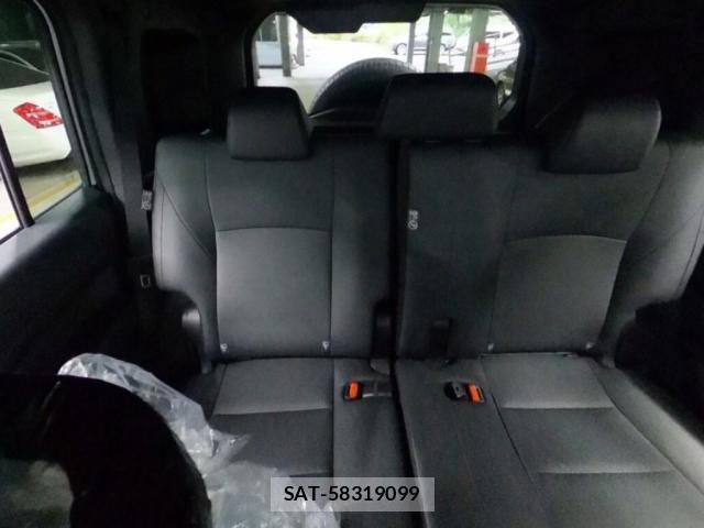 Toyota Land Cruiser FJ 2026-06 8769924-3