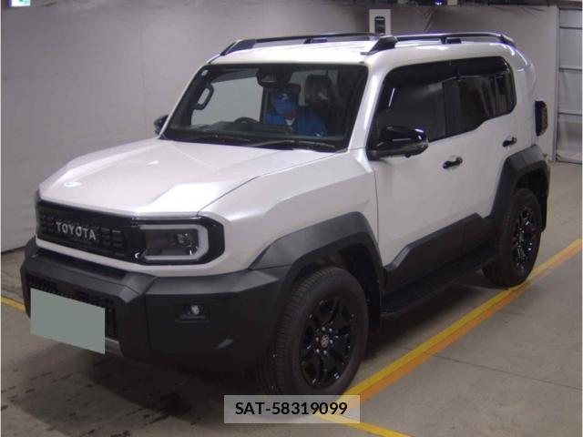 Toyota Land Cruiser FJ 2026-06 8769924-4