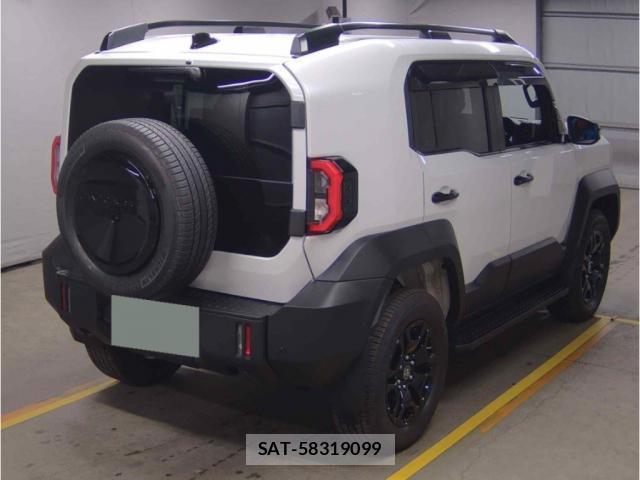 Toyota Land Cruiser FJ 2026-06 8769924-5