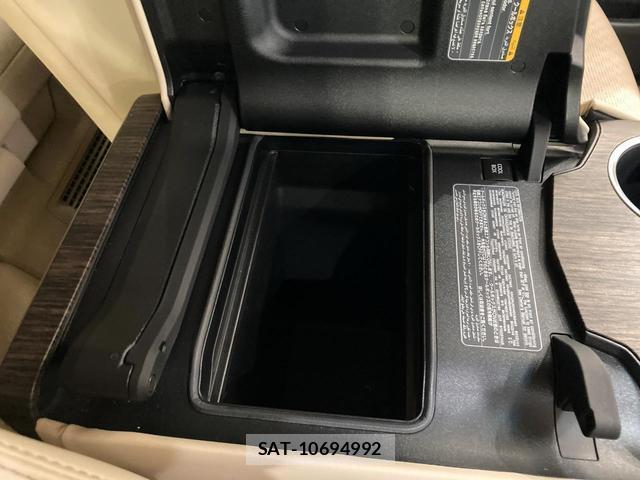 Toyota LAND CRUISER 2023-09 8769803-6