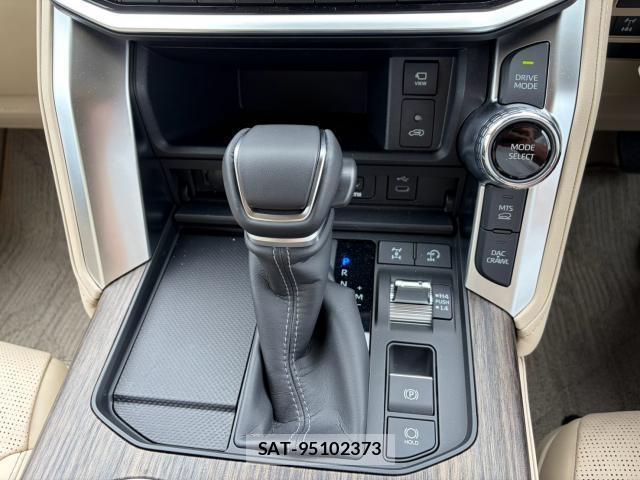 Toyota LAND CRUISER 2025-08 8769941-8