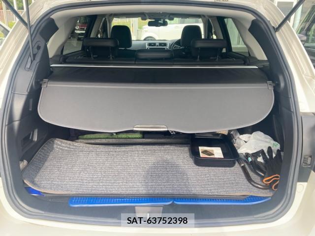 Subaru OUTBACK 2020-01 8769167-15