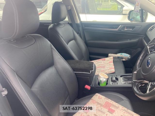Subaru OUTBACK 2020-01 8769167-17