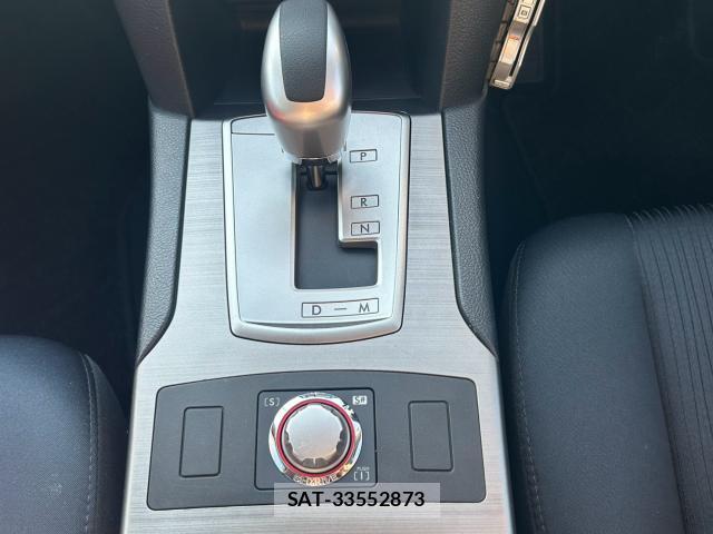 Subaru LEGACY TOURING WAGON 2011-08 8769940-15