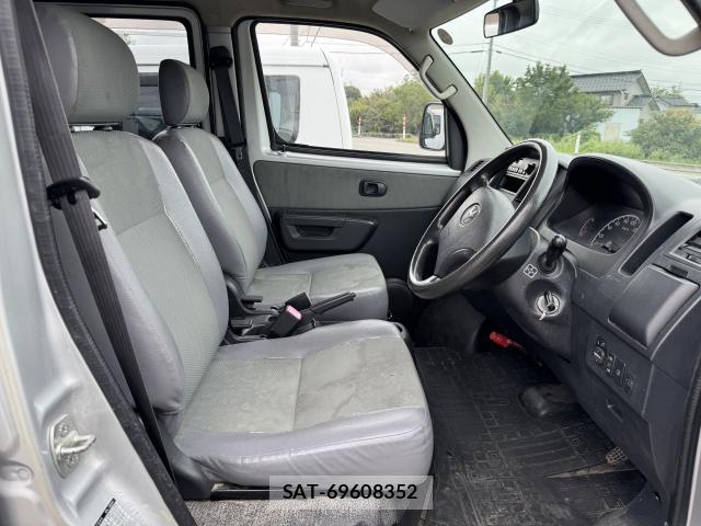 Toyota LITEACE VAN 2015-07 8769291-11