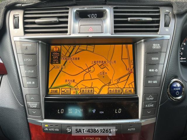 Lexus LS 2012-01 8769958-8