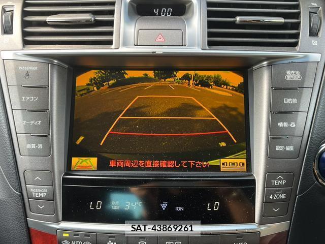Lexus LS 2012-01 8769958-9