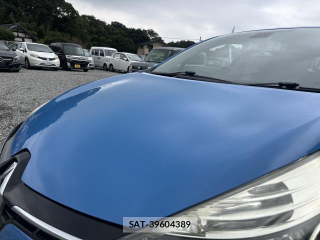Renault LUTECIA 2014-02 8770123-12