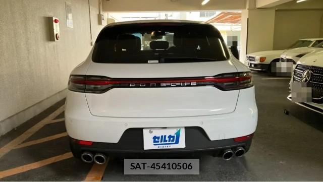 Porsche MACAN 2020-06 8769602-1