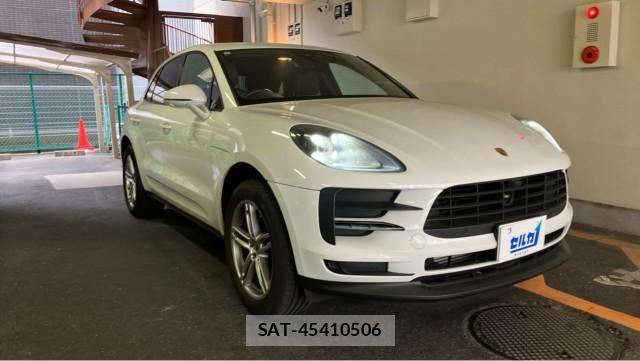 Porsche MACAN 2020-06 8769602-11