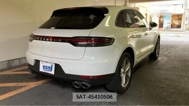 Porsche MACAN 2020-06 8769602-12