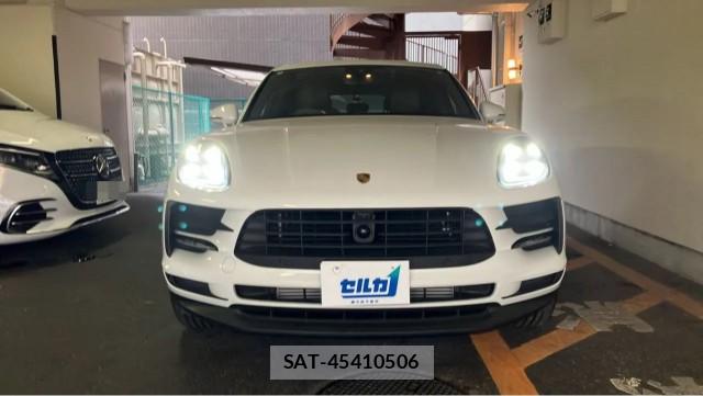 Porsche MACAN 2020-06 8769602-9
