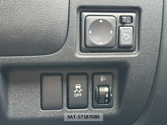 Nissan MARCH 2020-06 8769746-7