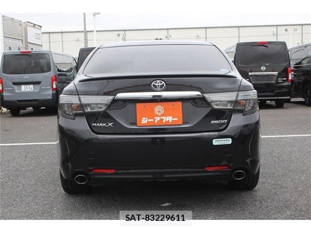 Toyota MARK X 2016-11 8769764-12