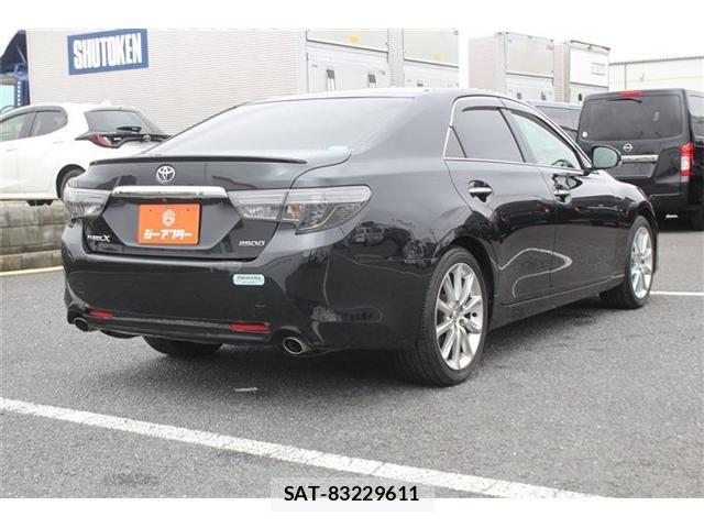 Toyota MARK X 2016-11 8769764-13
