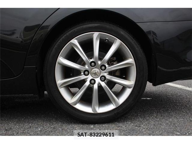 Toyota MARK X 2016-11 8769764-17