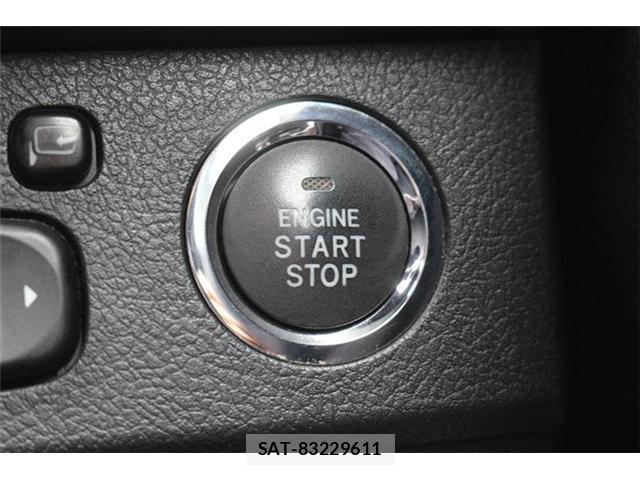 Toyota MARK X 2016-11 8769764-3