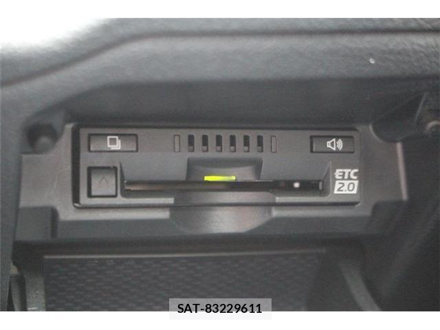 Toyota MARK X 2016-11 8769764-5