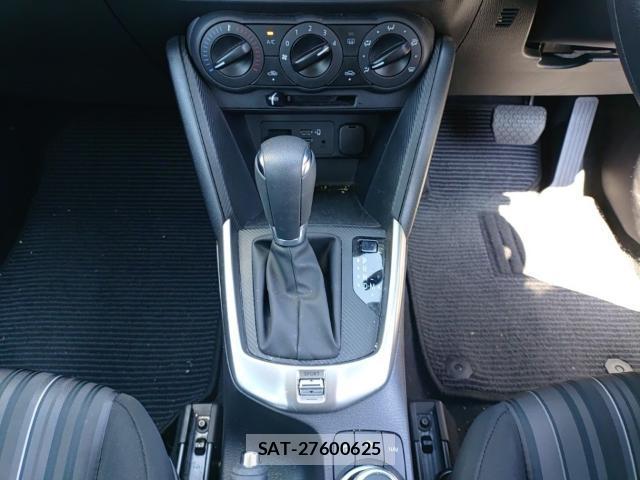 Mazda MAZDA2 2021-08 8768956-11