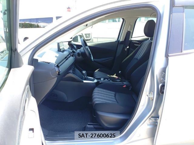 Mazda MAZDA2 2021-08 8768956-15