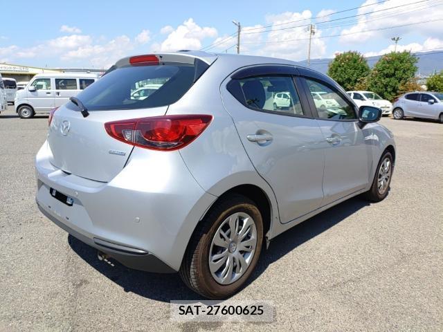 Mazda MAZDA2 2021-08 8768956-4