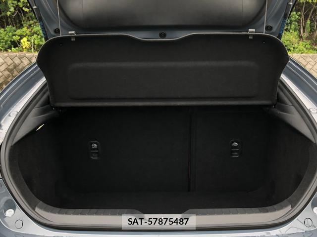 Mazda MAZDA3 2019-09 8769829-8