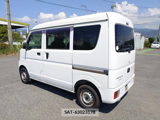 Mitsubishi MINICAB VAN 2019-08 8768964-4