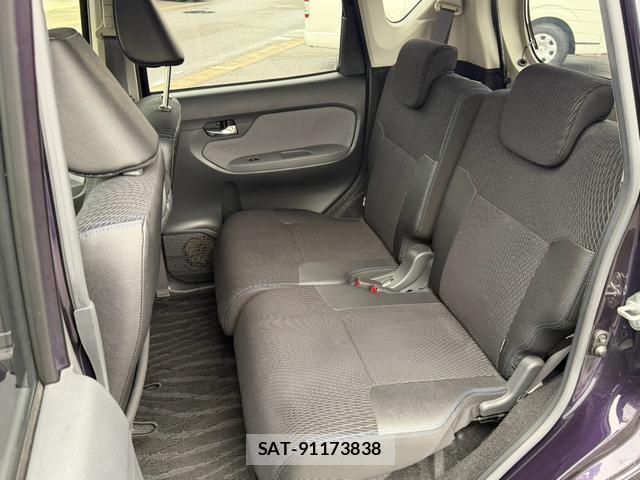 Daihatsu MOVE 2015-08 8769492-6