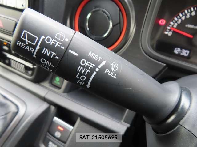 Honda N-ONE 2025-10 8769813-18