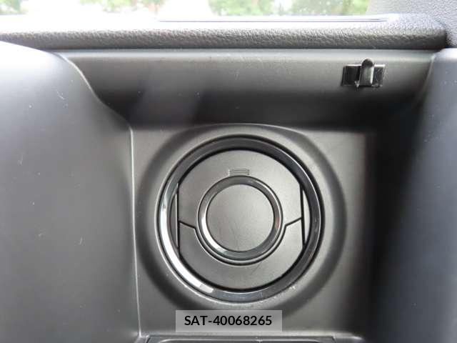 Honda N-VAN 2023-05 8769815-13