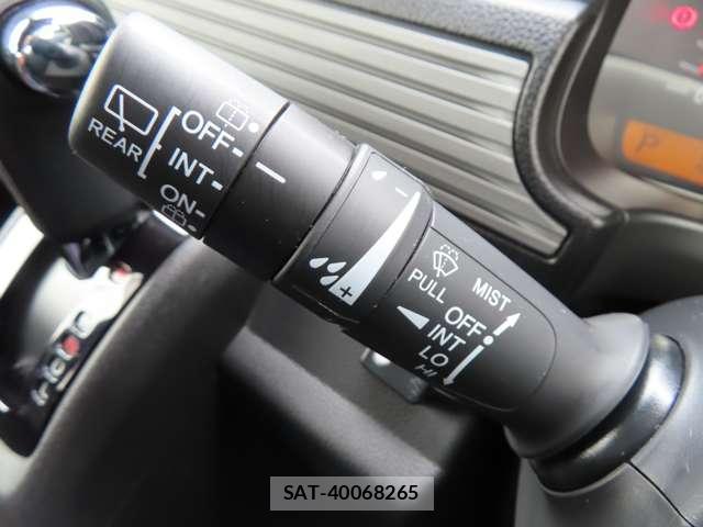 Honda N-VAN 2023-05 8769815-16