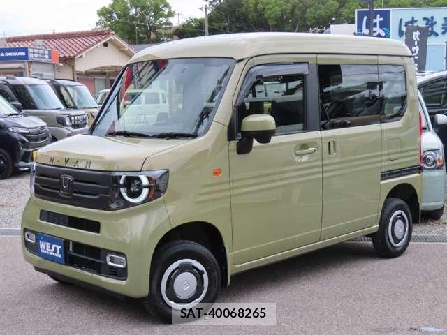 Honda N-VAN 2023-05 8769815-9