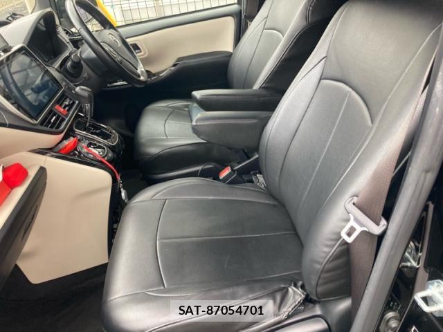 Toyota NOAH 2019-04 8768783-6