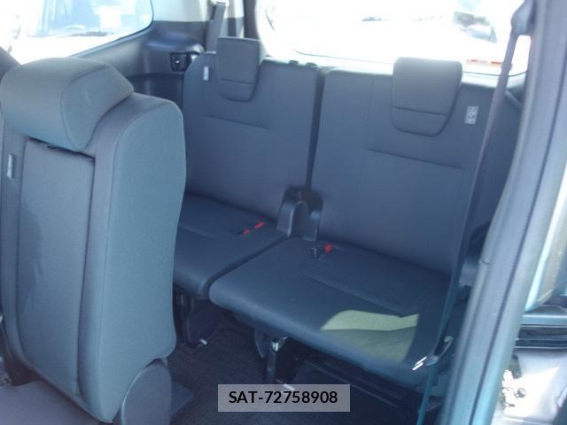 Toyota NOAH 2023-07 8769625-13